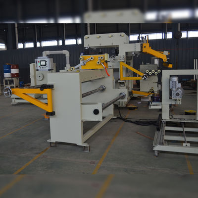 Querspulen-Wickelmaschine-Runddraht der breiten-1400mm automatischer
