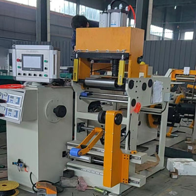 Kalte Druck-Schweißens-kupferne Folien-Wickelmaschine, die Transformator herstellt