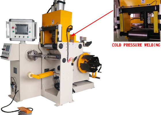 Automatische Leiter Aluminiumfolie und Kupferfolie Wickelmaschine mit Kaltdruckschweißen und 1 Set Folie Decoiler