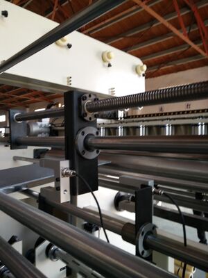 PLC-gesteuerte automatische Kupferfolienwickelmaschine mit zwei Folienabwicklern und 16 U/min Geschwindigkeit