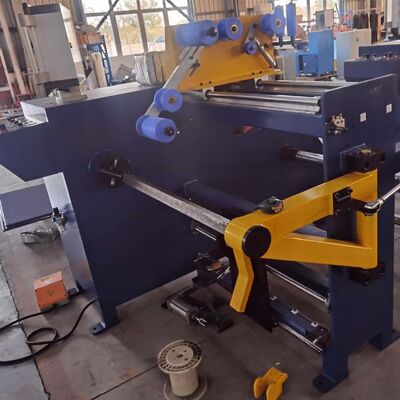 Automatic Coil Winding Machine with 600mm Max Winding Width, 0.75KW Servomotor, and Ø0.3-5.0mm Wire Diameter Die Maschine ist mit einer Breite von 600 mm ausgestattet.